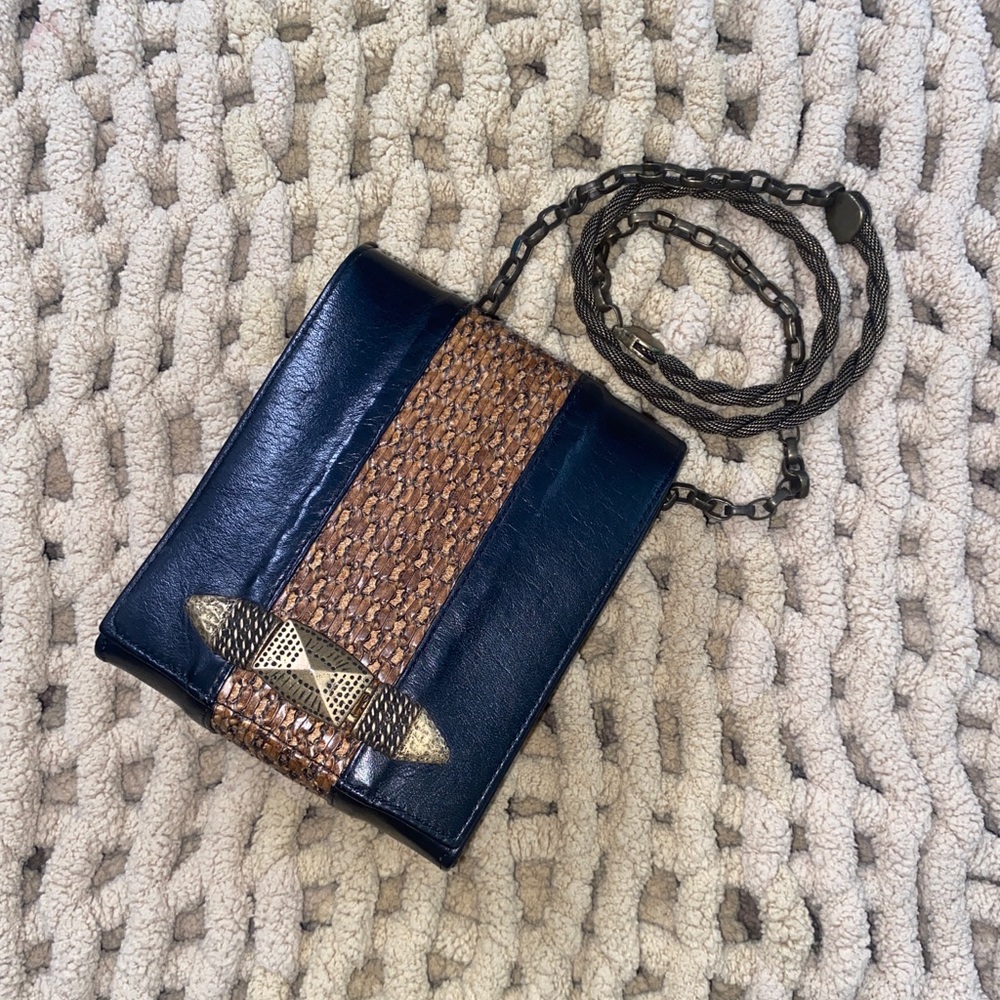 Leather Rock Crossbody Chain Strap Bronze/Gold